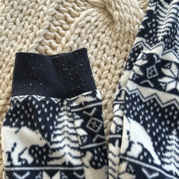 fleece onesie - Picture 3 of 4